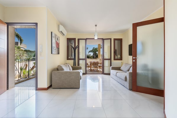 Comfort-Haus, 3 Schlafzimmer | Wohnzimmer