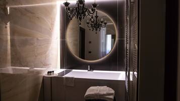 Junior-Suite | Eigener Whirlpool