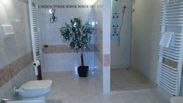 Chambre Exclusive, non-fumeur, vue ville | Salle de bain