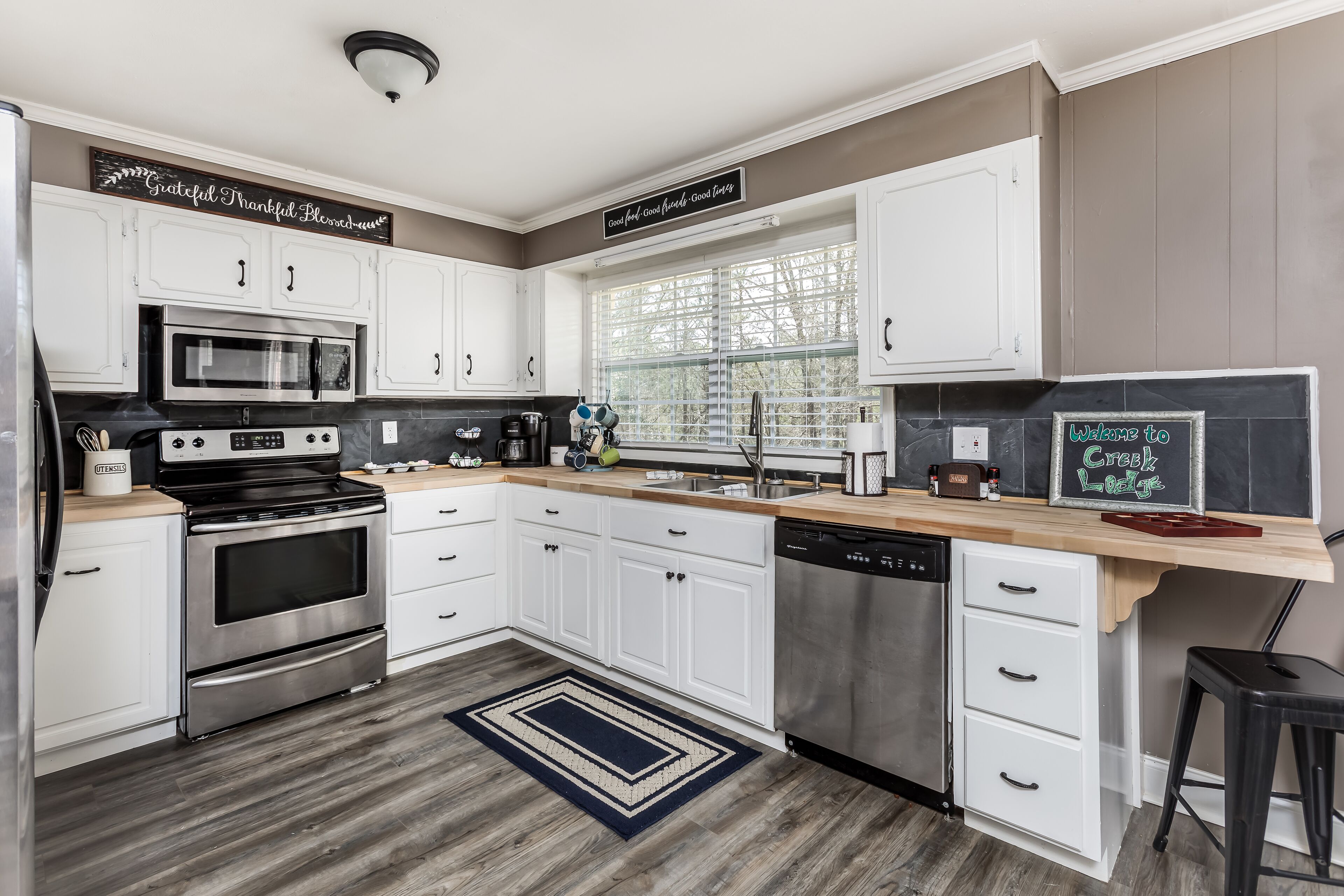 Creek Lodge  - LaGrange's Best Kept Secret