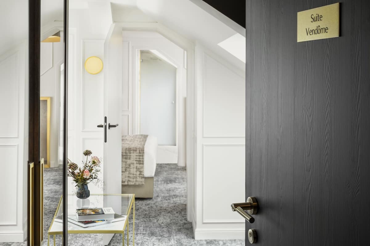 Luxe vierpersoonskamer | 1 slaapkamer, luxe beddengoed, Select Comfort-bedden, een minibar