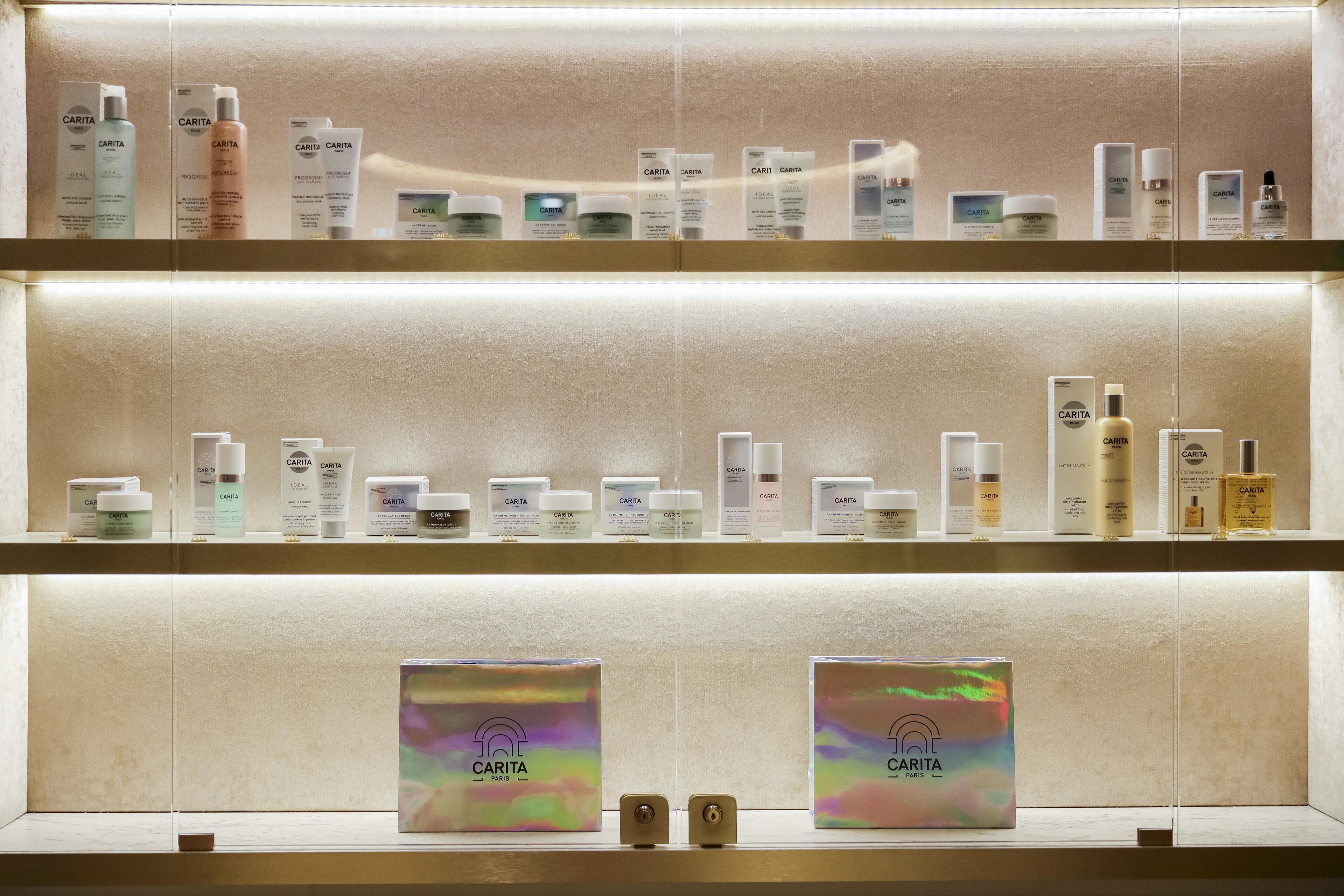 couples treatment room(s), hot tub, steam room, body treatments