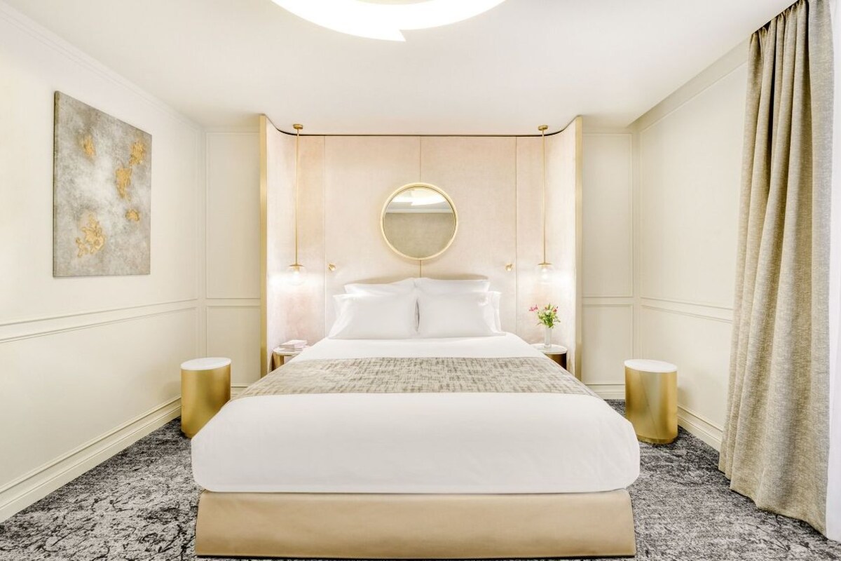 Premium bedding, Select Comfort beds, minibar, in-room safe