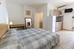 2 bedrooms, free WiFi