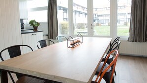Flat-screen TV, DVD player - Escargot (Middelkerke)