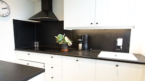 Coffee/tea maker, full-size fridge, microwave, oven - Escargot (Middelkerke)