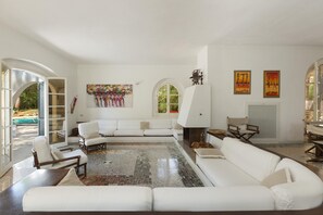 Comfort huis, 4 slaapkamers | Woonkamer