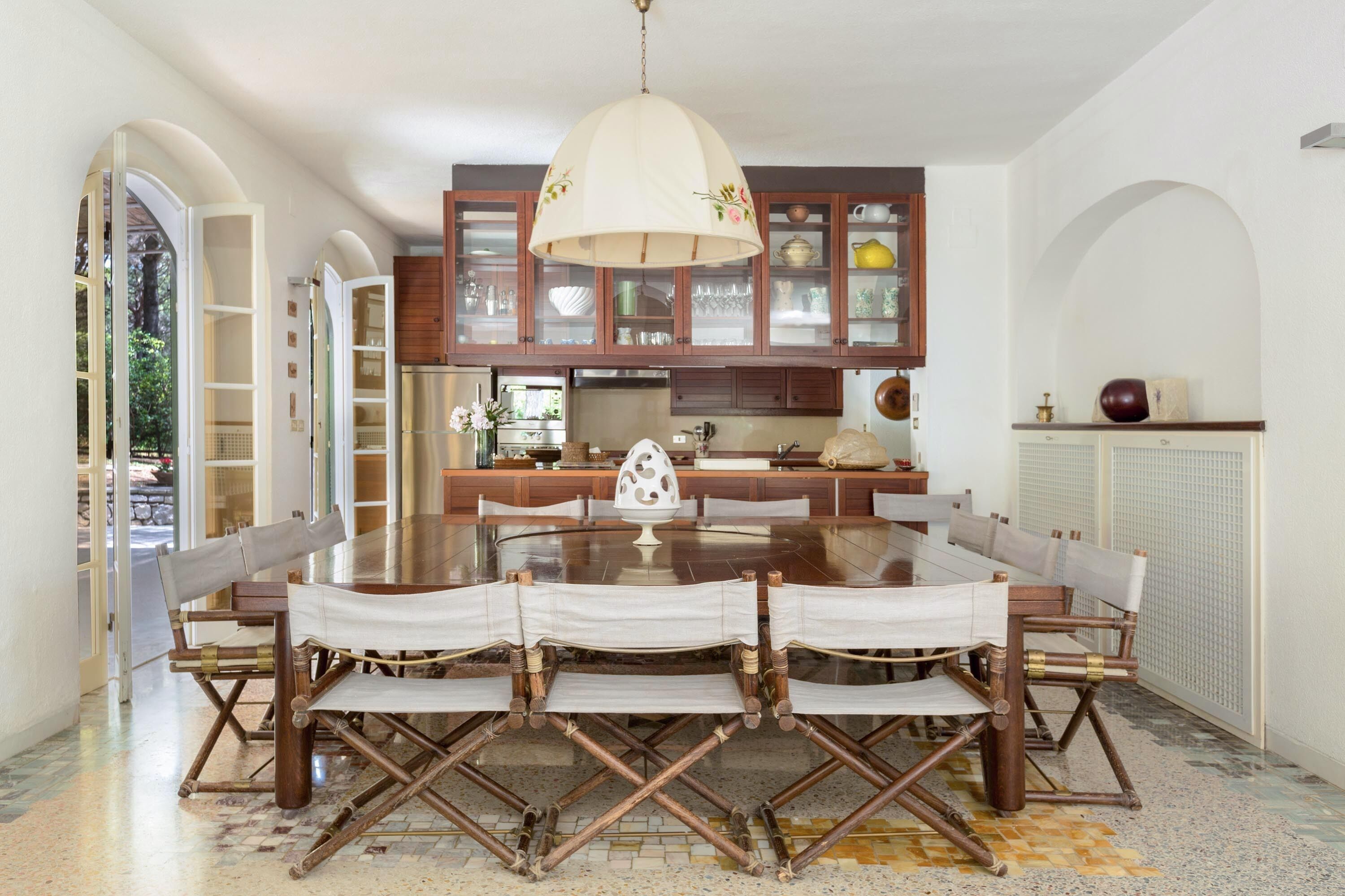 Comfort House, 4 Bedrooms | In-room dining