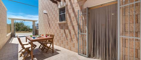 Casa Standard, 2 camere da letto | Terrazza/patio