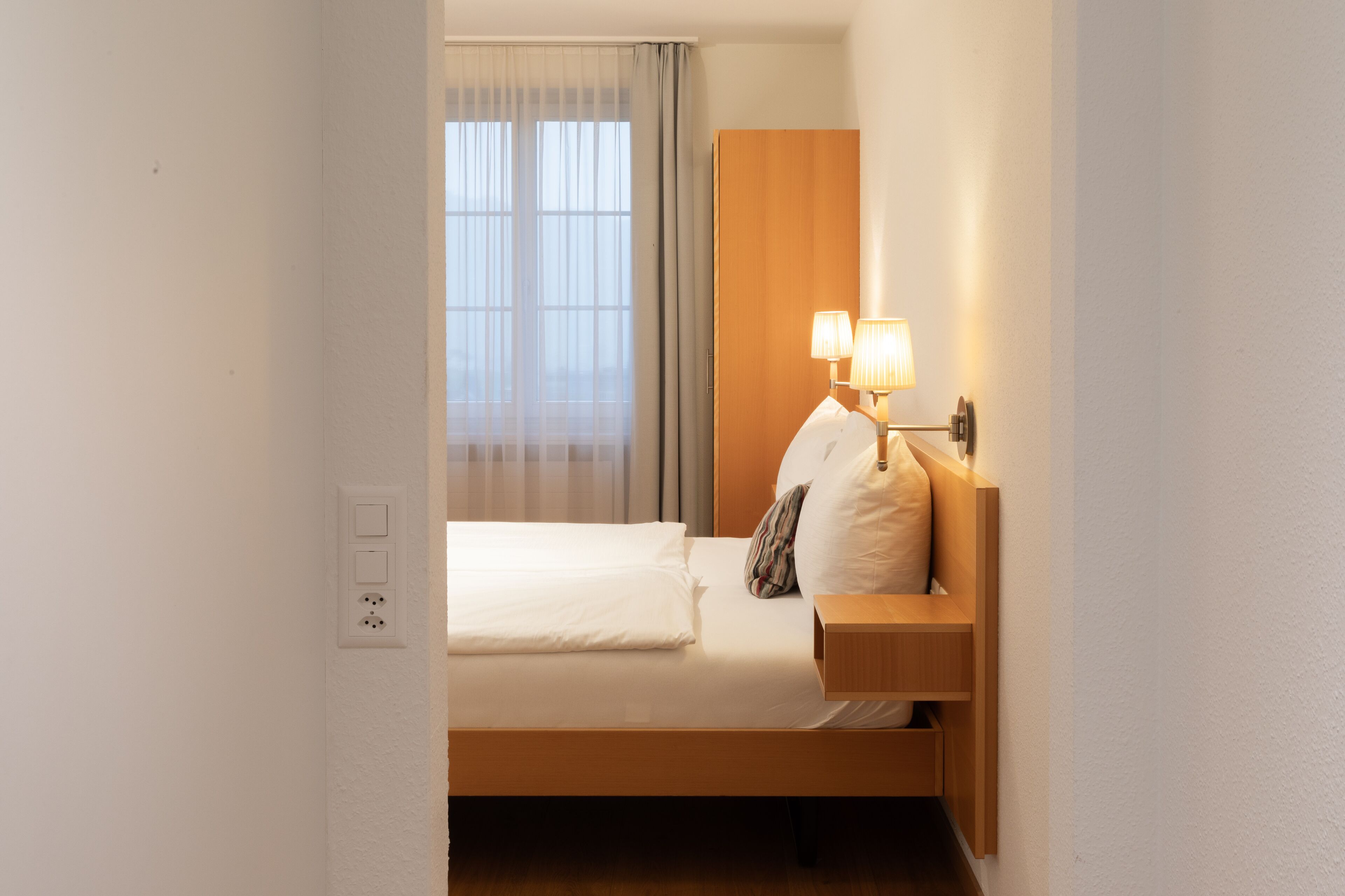 small double room grandlit | in-room safe, individually decorated, individually furnished, desk