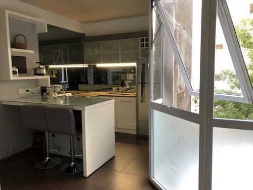 Stylish Downtown Apt. Rosario's hidden gem