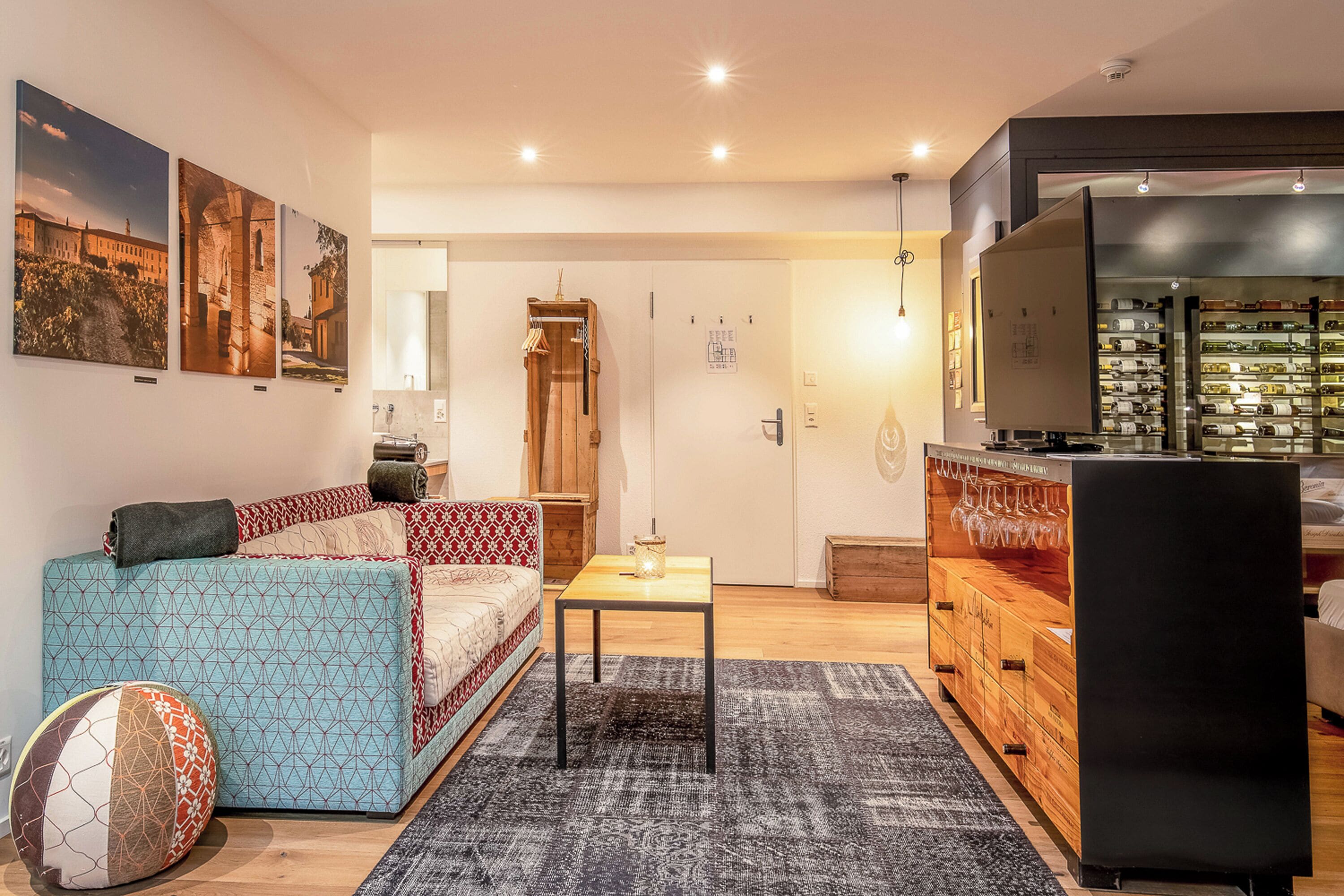 exclusive suite | 1 bedroom, in-room safe, desk, laptop workspace