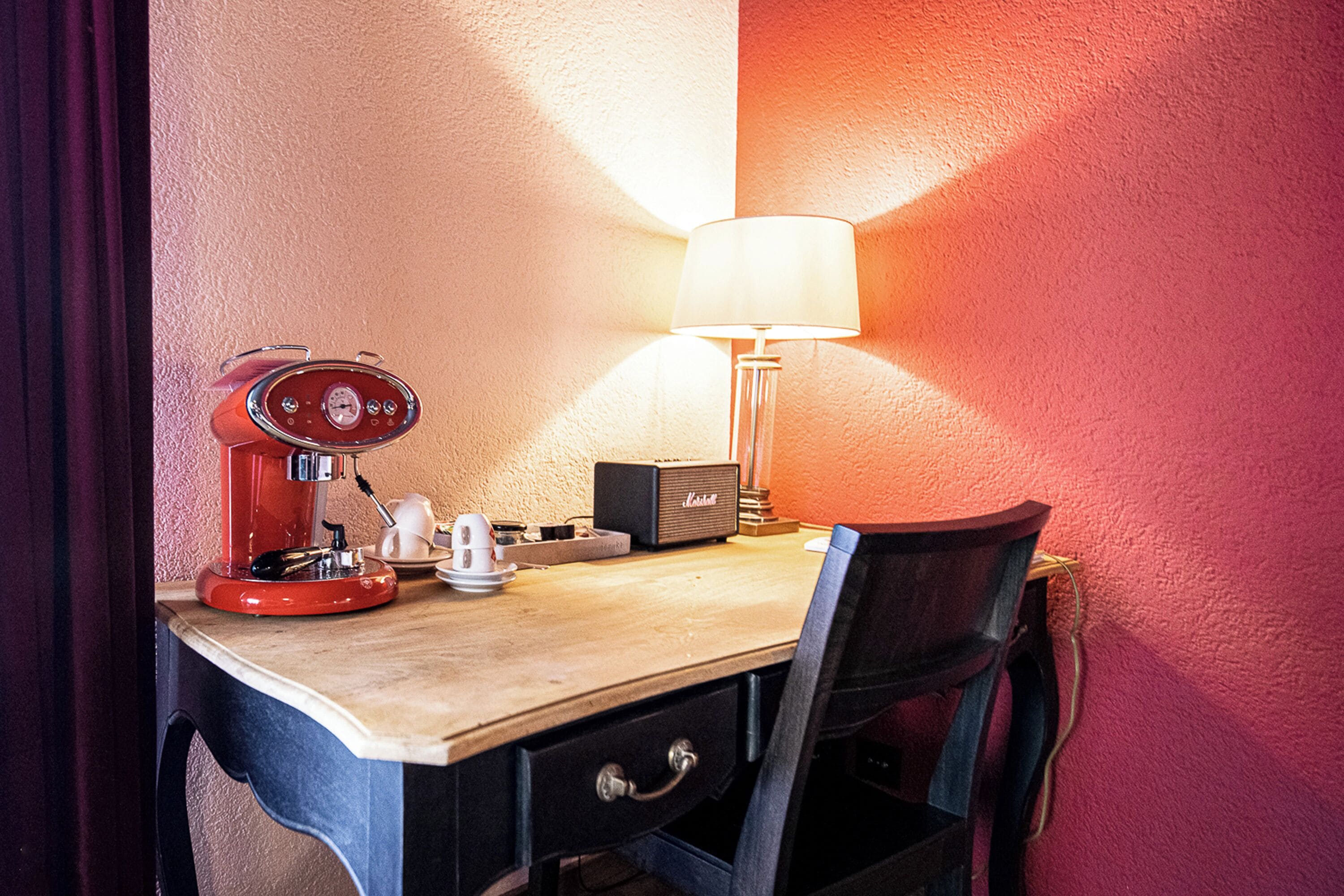 junior suite villa liverzano | living area | tv