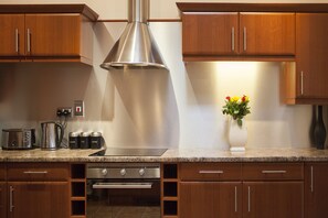 Penthouse | Private kitchen | Electric kettle
