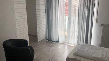 Chambres insonorisées, Wi-Fi gratuit, draps fournis