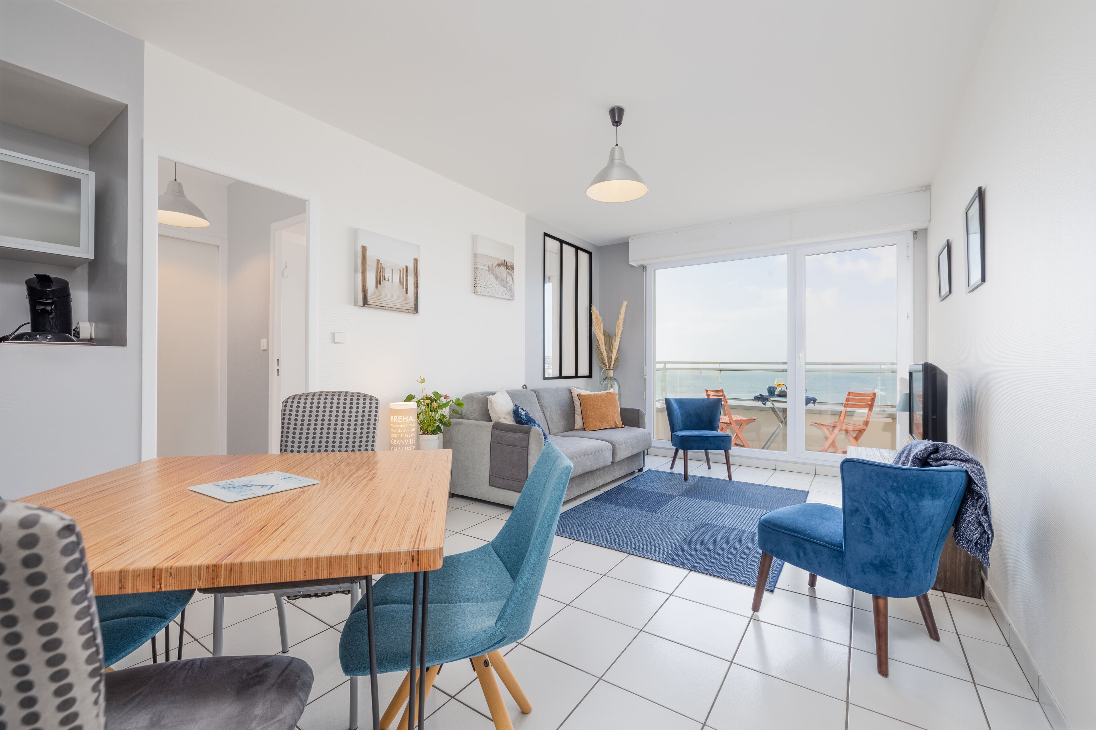 Beachfront apartment, exceptional view - Wifi