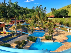 11 piscinas al aire libre, sillones reclinables de piscina