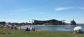 Luxury 6-8 pers. Detached house on a plot of approx. 800 sqm