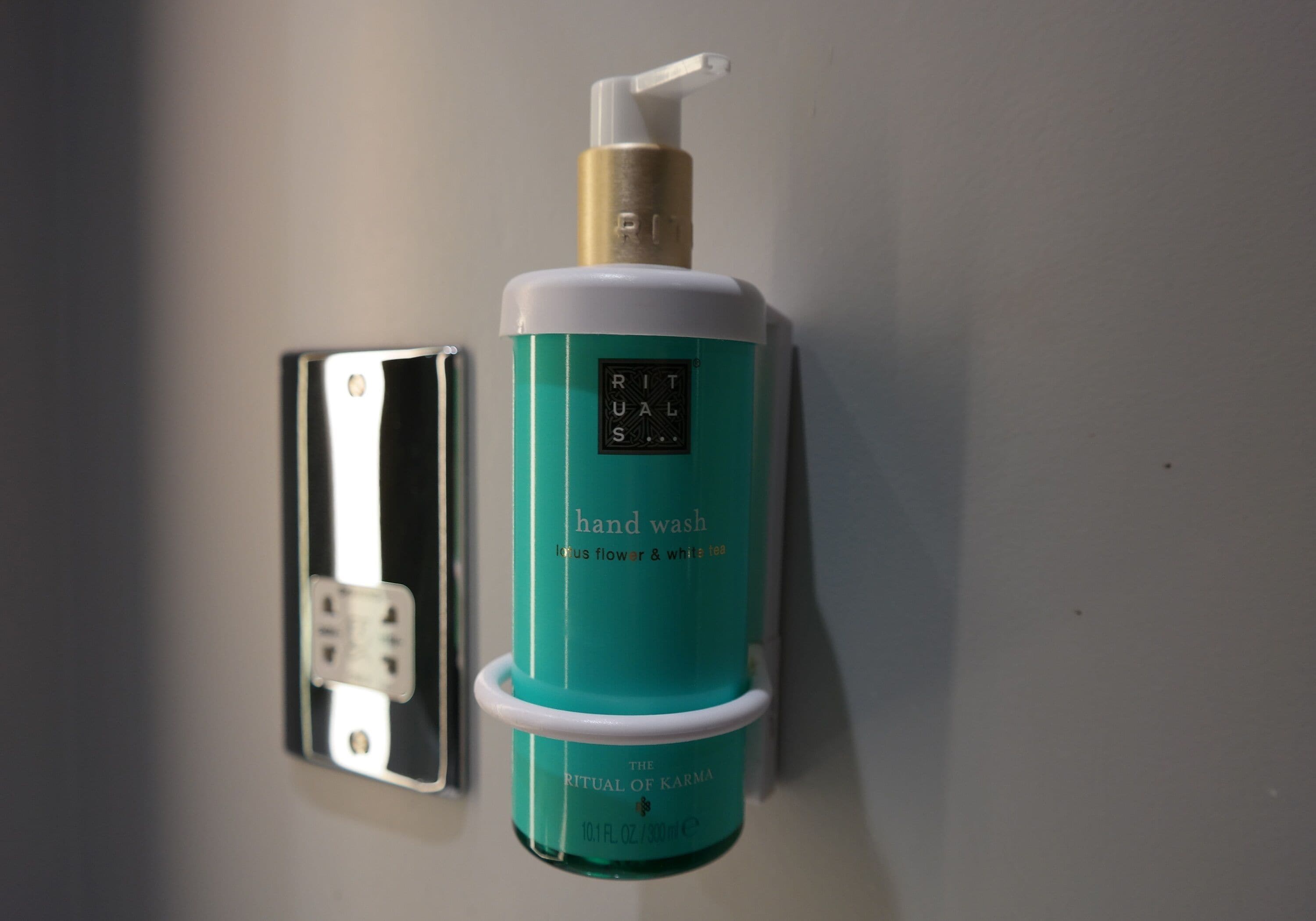 eco-friendly toiletries, hair dryer, towels, shampoo