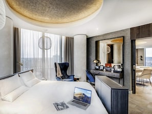 Una cassaforte in camera, insonorizzazione, ferro/asse da stiro