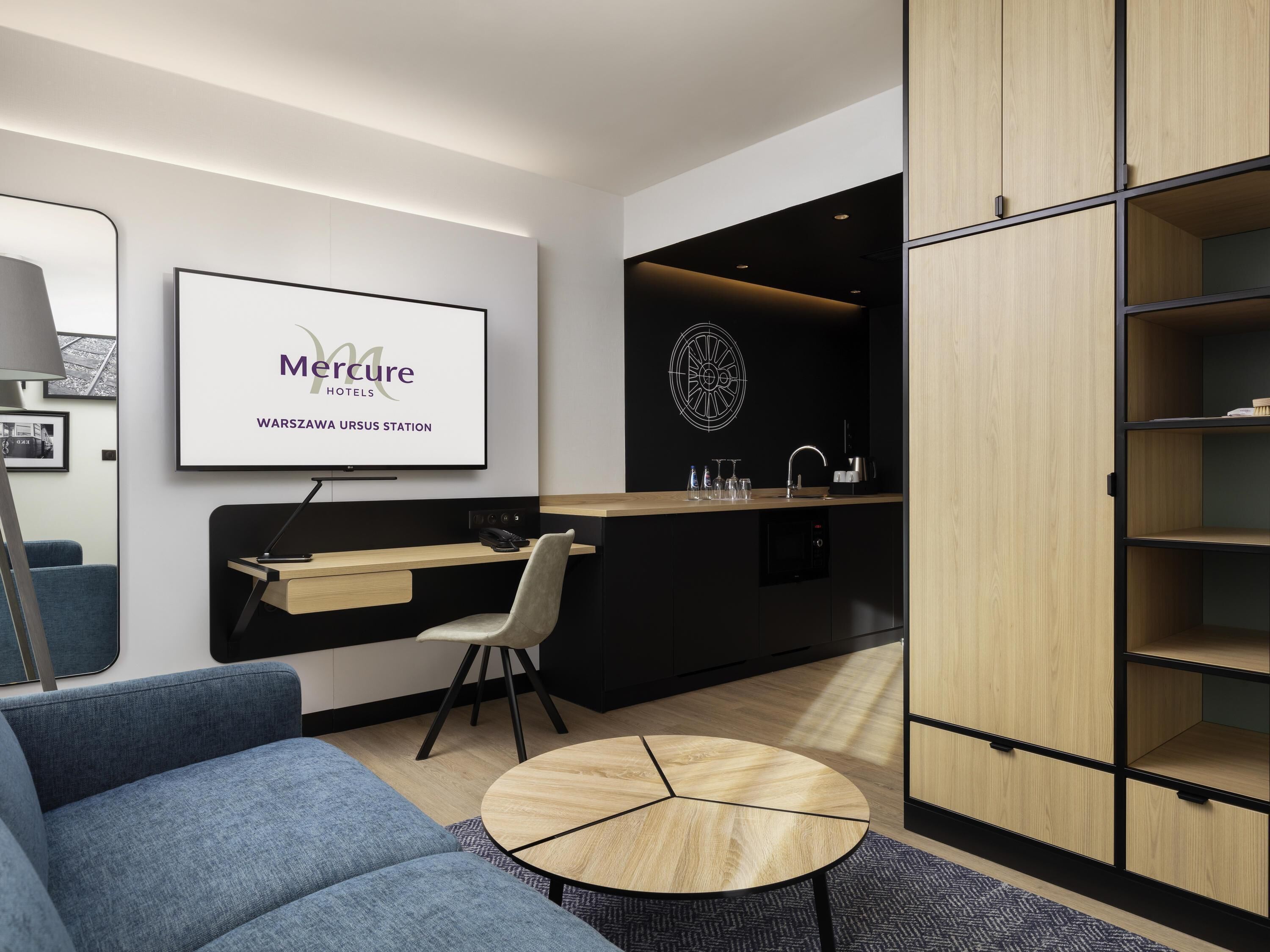 Appartamento, 1 letto king con divano letto, cucina (Work & Relax area) | Minibar, una cassaforte in camera, una scrivania, postazione laptop