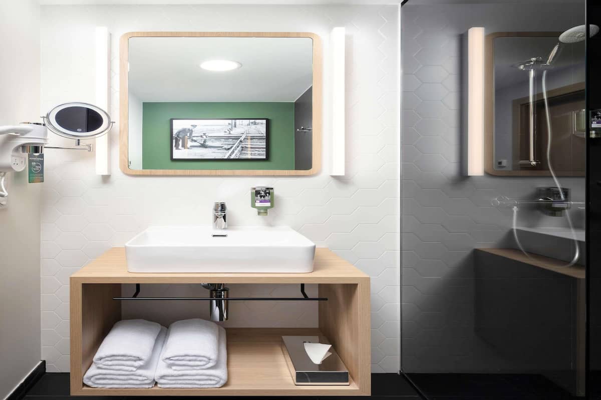 Minibar, in-room safe, desk, soundproofing