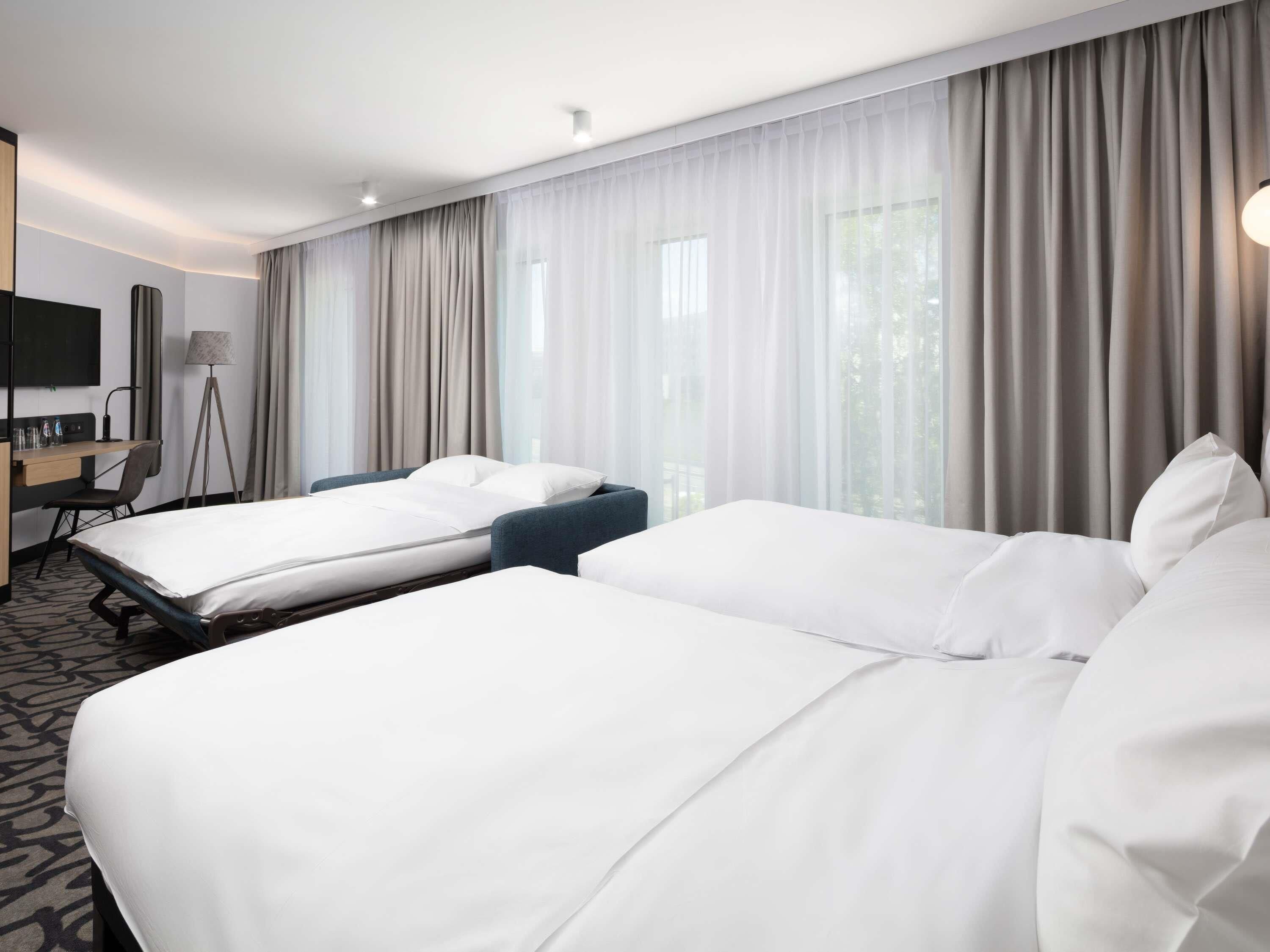 Minibar, in-room safe, desk, soundproofing