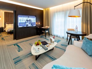Junior Suite, 1 King Bed | Premium bedding, down comforters, minibar, in-room safe - Novotel Convention And Spa (Antananarivo)