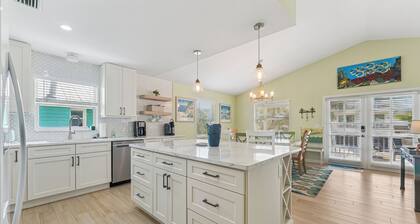 Escape to Anna Maria Island!