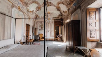 Traditional-Studiosuite | Kostenloses WLAN, Bettwäsche, Rollstuhlgeeignet