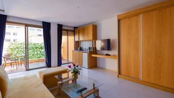 Studio Confort | Cuisine privée | Mini réfrigérateur, micro-ondes, machine à expresso