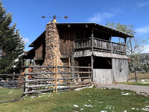 Cassidy Homestead Guest Cabin