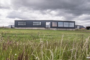 Exterior - The Line Hotel (Natales)