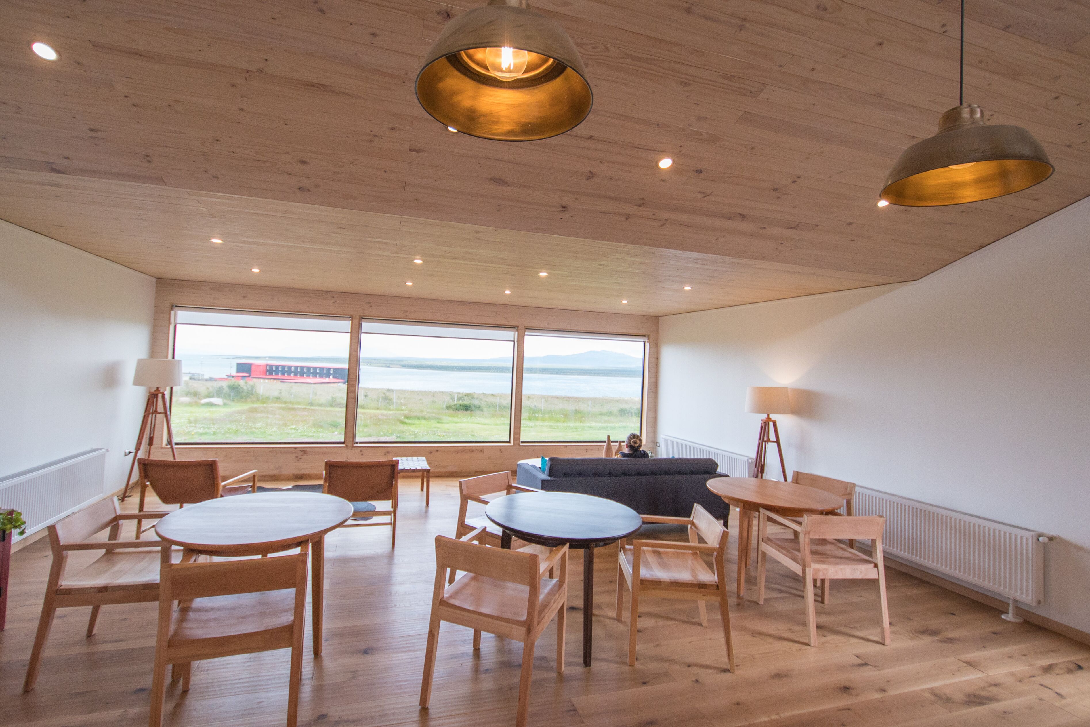 Habitación con 1 cama matrimonial o 2 individuales | Área de desayuno | Desayuno buffet incluido todos los días
