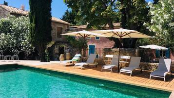 Seasonal outdoor pool, pool umbrellas, sun loungers