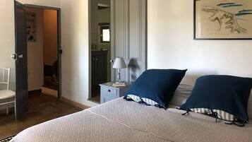 Superior Double Room, Pool View (Grise) | Premium bedding, pillowtop beds, individually decorated