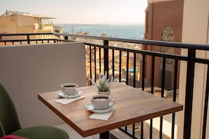 Balcony - West Palace Hotel (Istanbul)