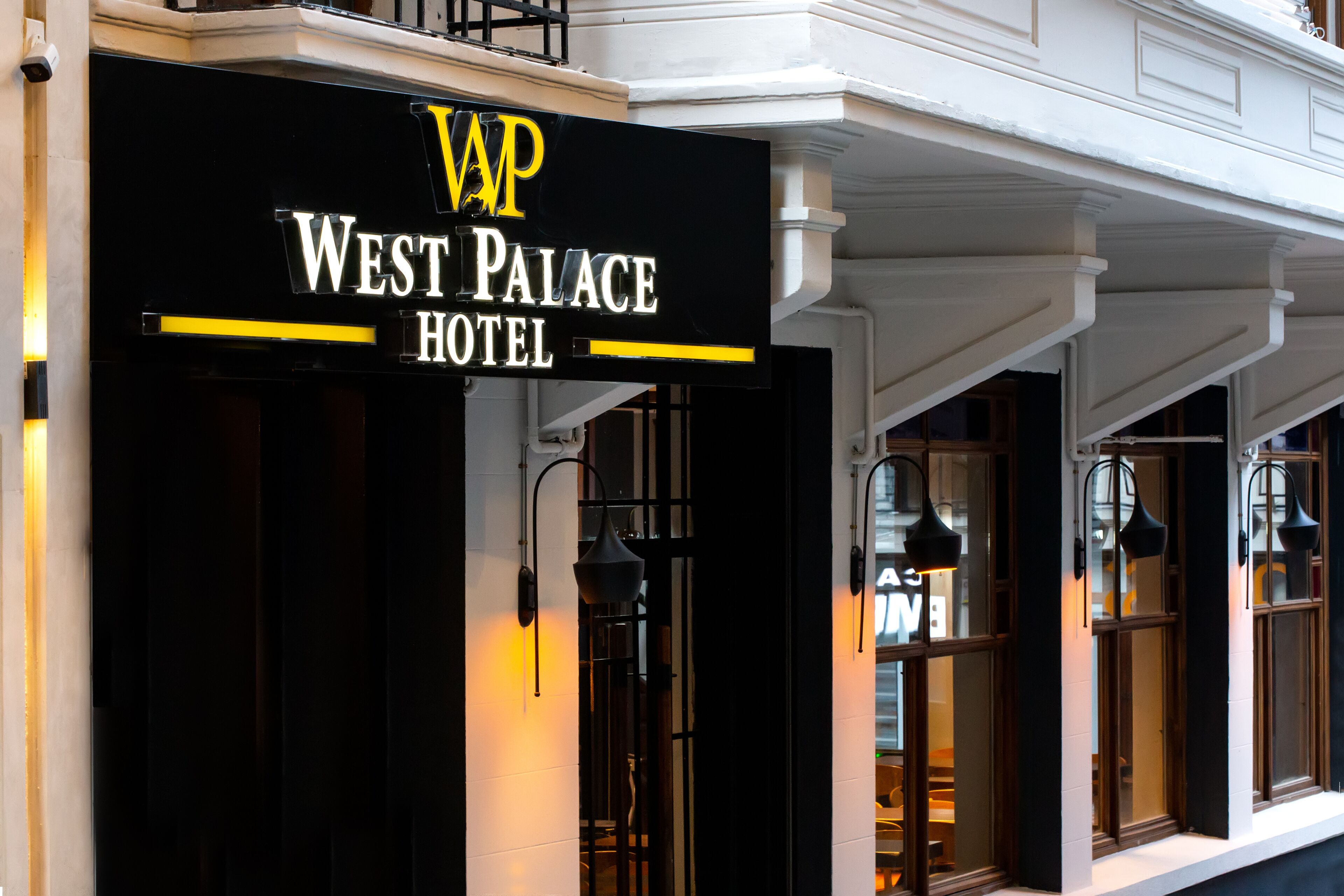 Photo - West Palace Hotel
