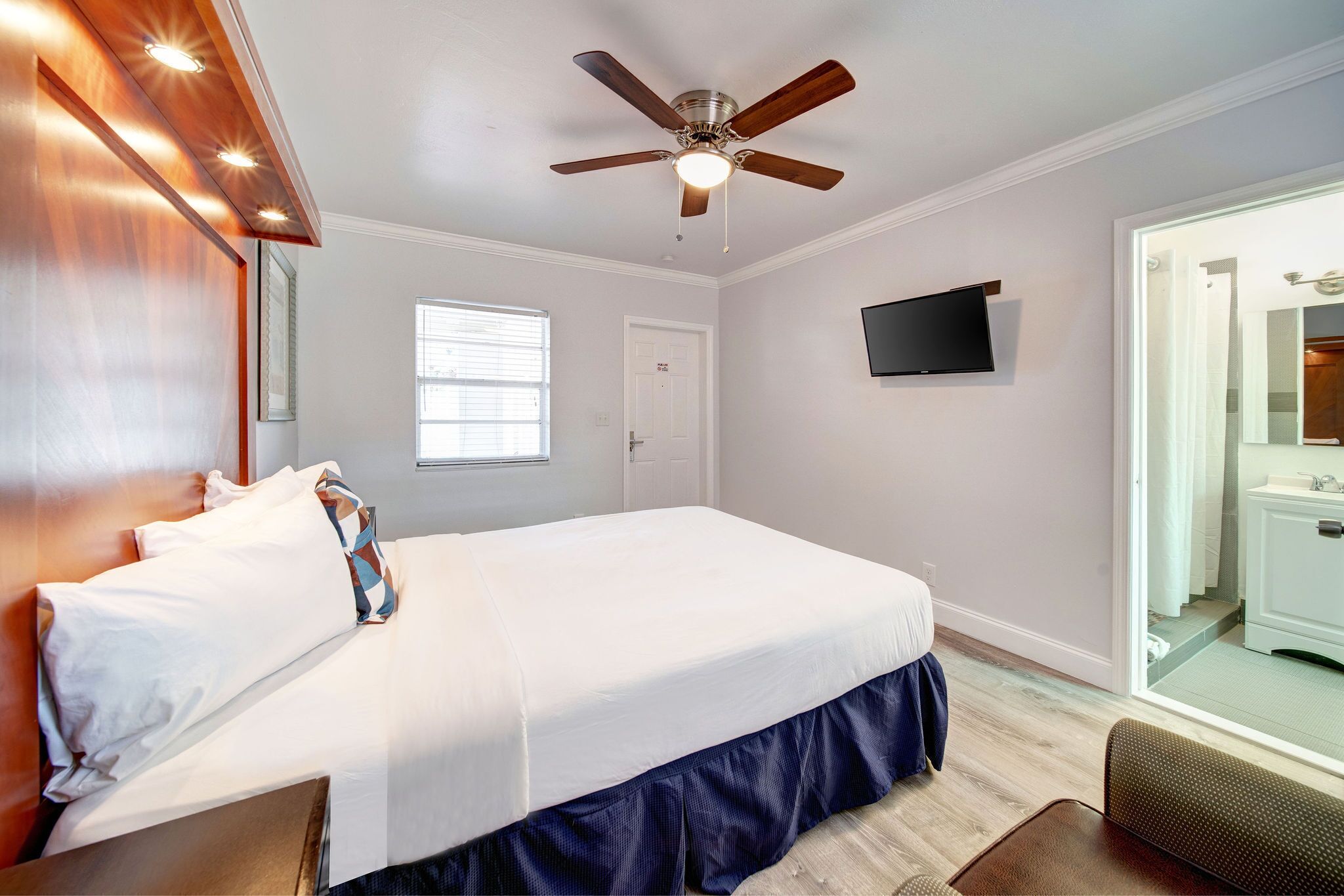 Hotels in Hollywood Beach - Book a Cheap Hotel in Hollywood Beach