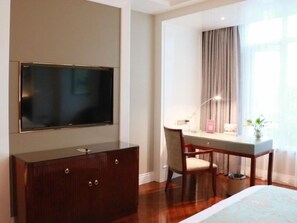 高级大床房 | 电视