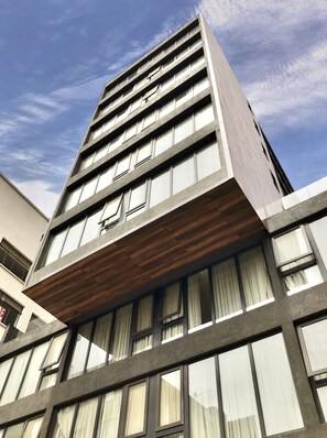 Front of property - RQ Santa Magdalena (Santiago)