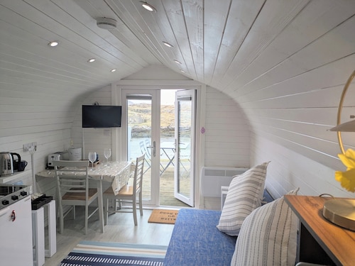 Pod Beag Beside the Sea, Isle of Eriskay