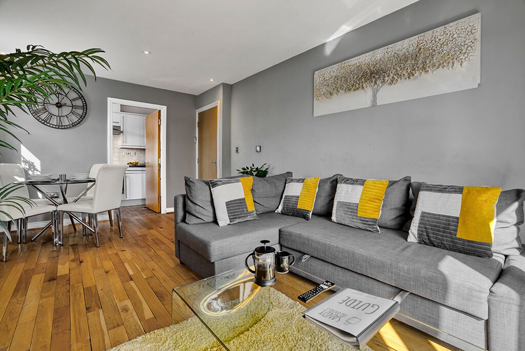 Sandy Lane Apartment