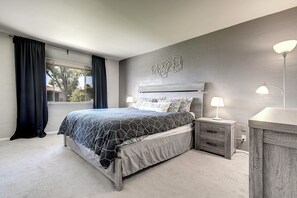 2 chambres, fer et planche à repasser, Wi-Fi gratuit, draps fournis