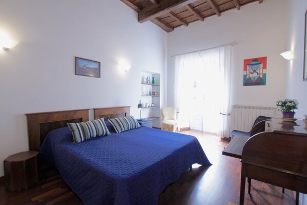 Apartment, 2 Bedrooms | 2 bedrooms, individually decorated, individually furnished - Monticelli (Rome)