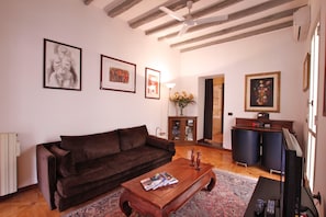 Apartment, 3 Bedrooms | Living area | Flat-screen TV - Greci (Rome)