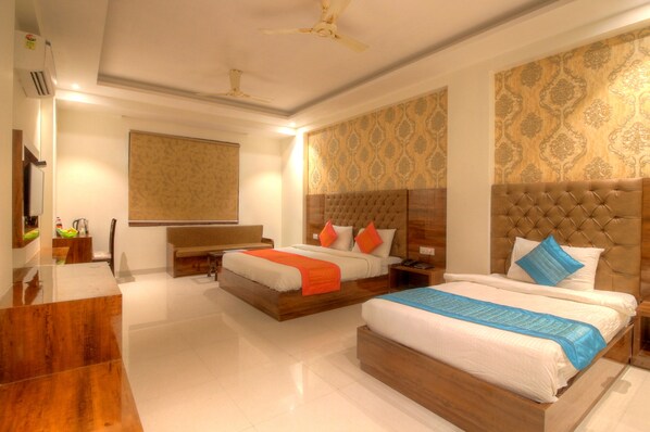 1 bedroom, in-room safe, iron/ironing board, free WiFi