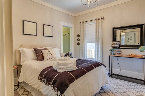 Ev (2 Bedrooms) | 2 yatak odası, ütü/ütü masası, ücretsiz kablosuz İnternet 