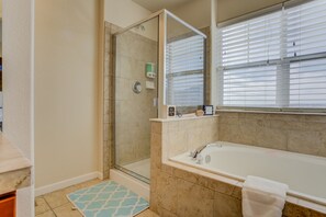 Villa (3 Bedrooms) | Baño | Tina 