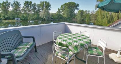 Ferienwohnung mit Terrasse und Privatsee